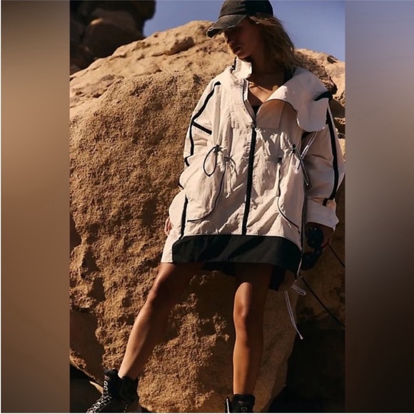 NWT Free People Peace Out Backpack Parachute Parka - Picture 5 of 7